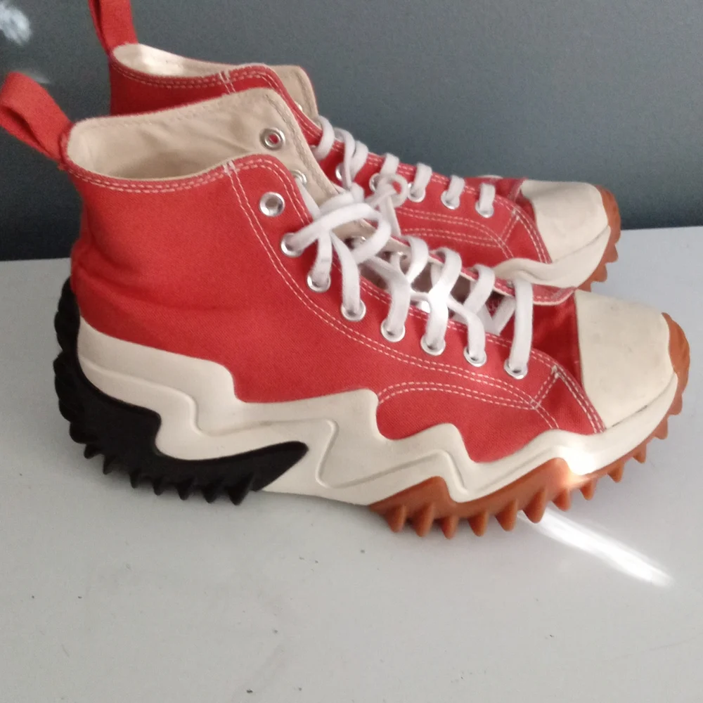 Converse Run Star Motion CX High Top Red Canvas Platform Sneakers‎